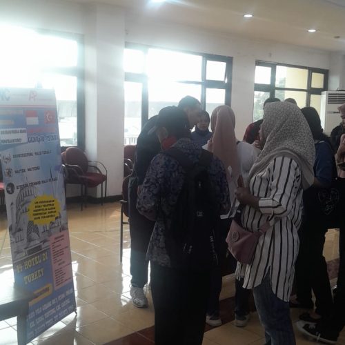 penyalur tenaga kerja